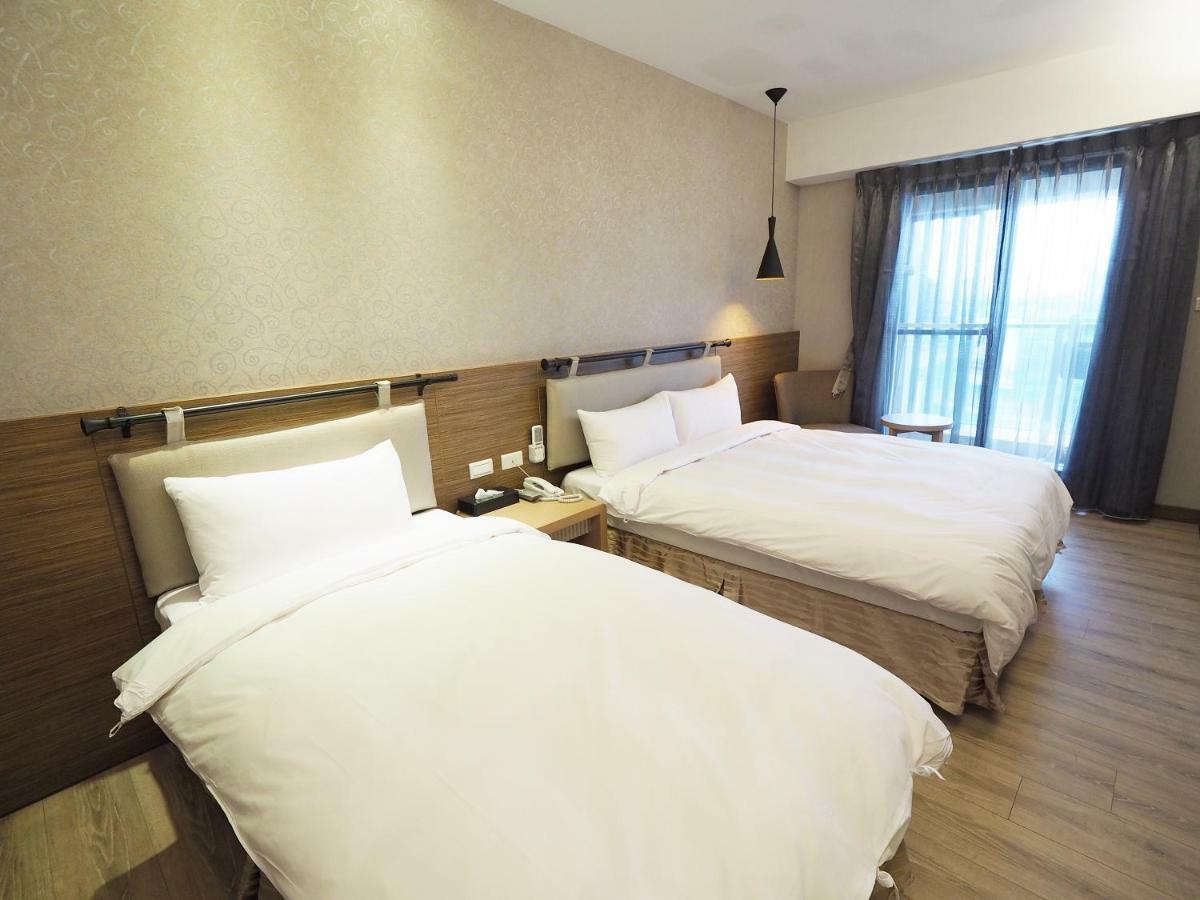 Kailan Hotel Toucheng Esterno foto