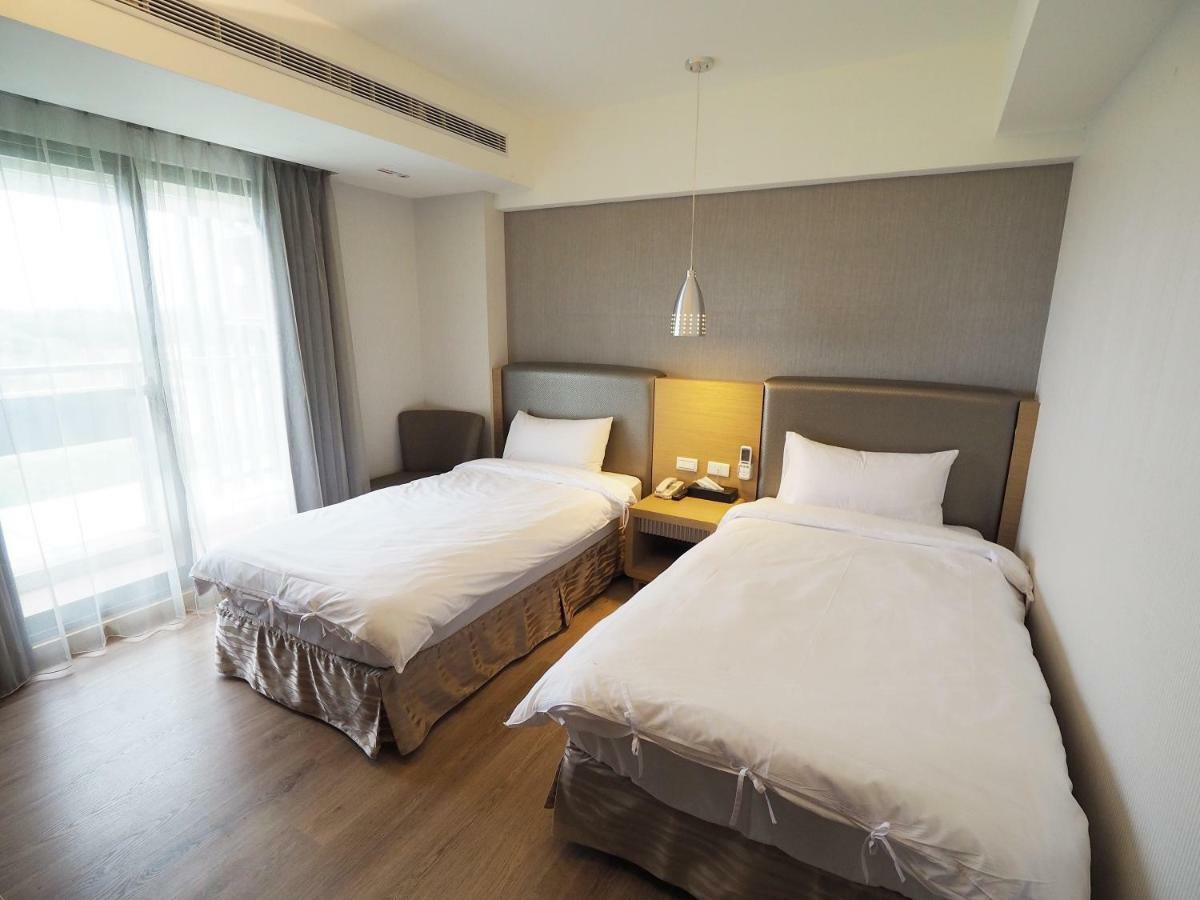 Kailan Hotel Toucheng Esterno foto