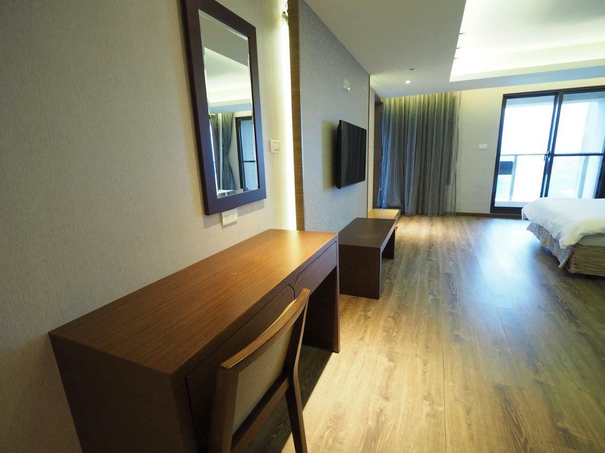 Kailan Hotel Toucheng Esterno foto