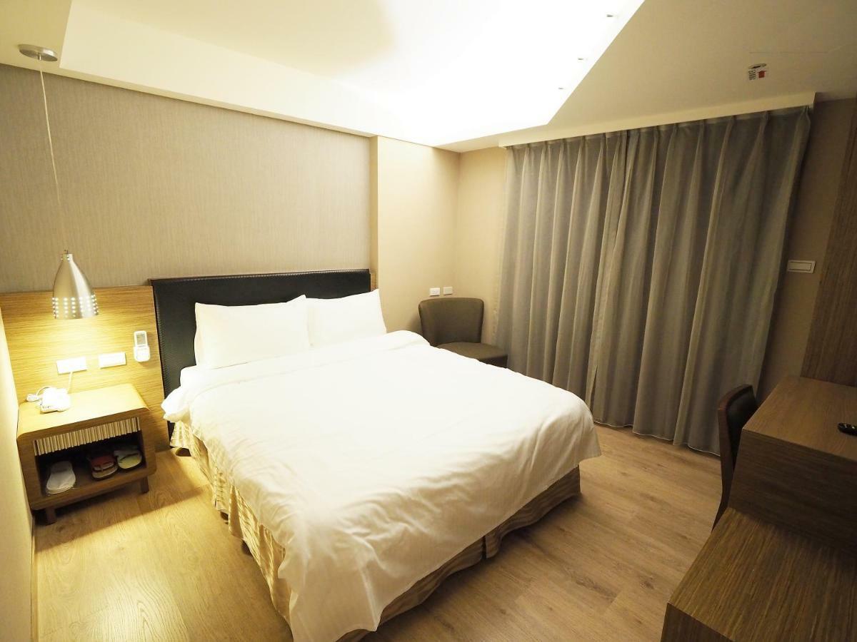 Kailan Hotel Toucheng Esterno foto