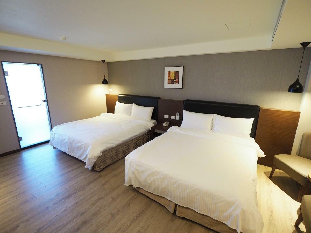 Kailan Hotel Toucheng Esterno foto