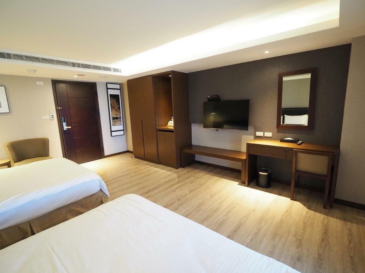 Kailan Hotel Toucheng Esterno foto