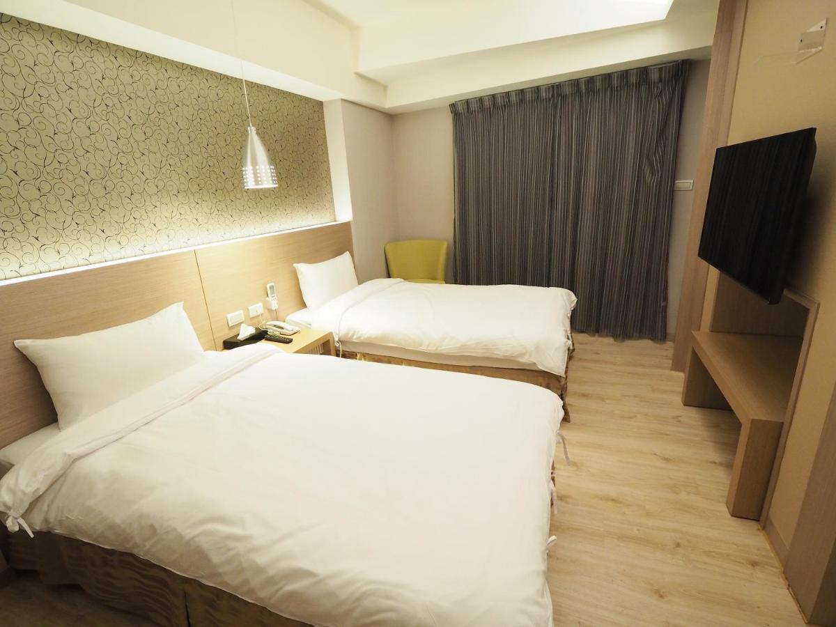 Kailan Hotel Toucheng Esterno foto